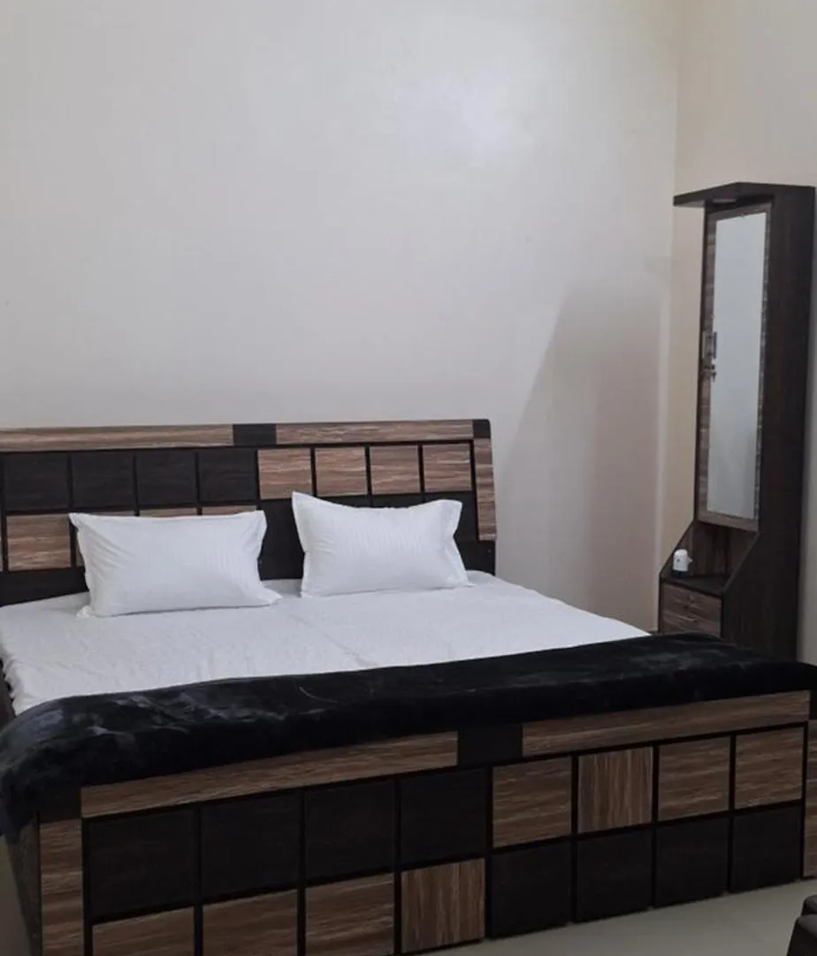Ramesht Residency Apartment Varanasi 0*,